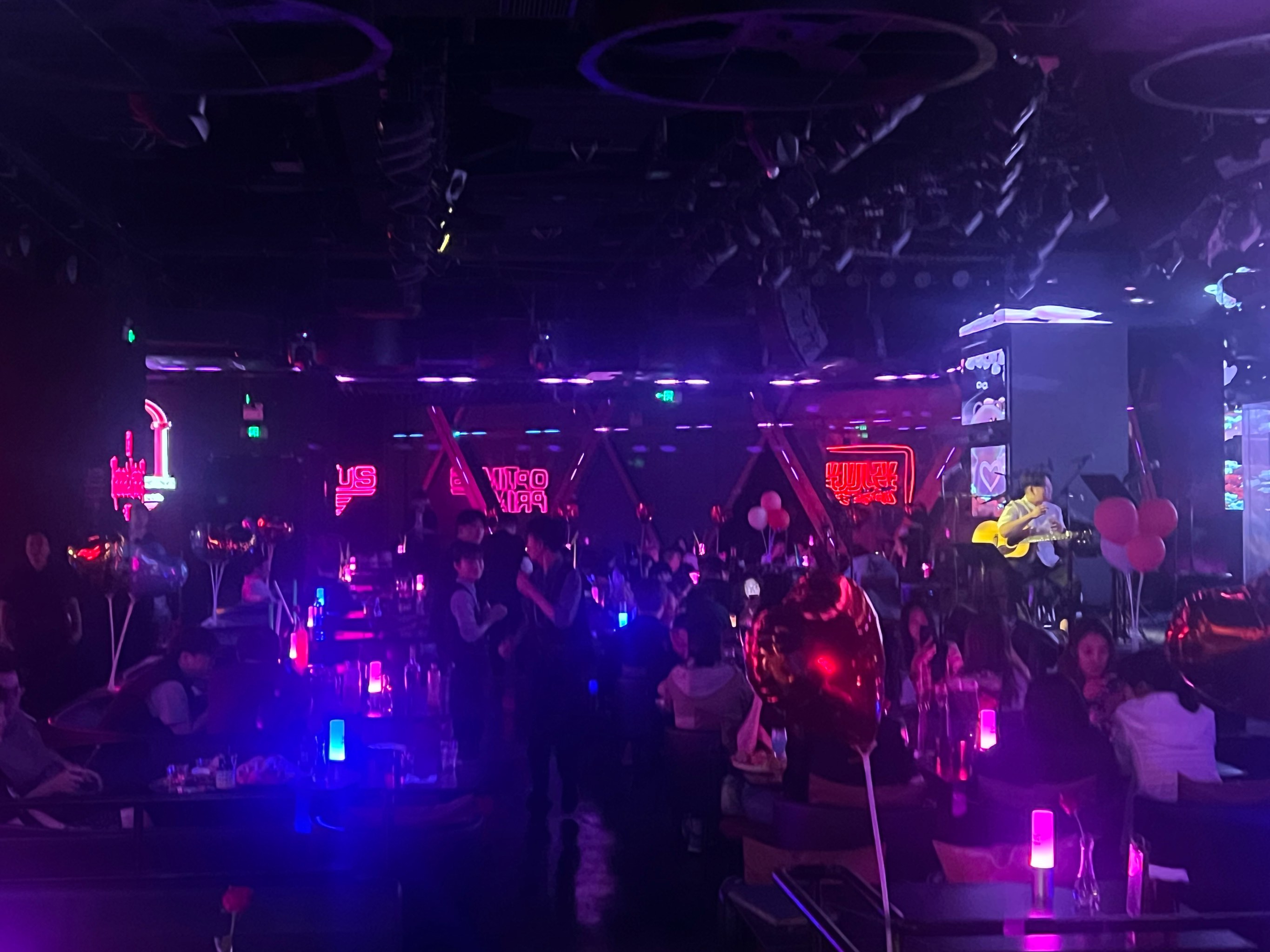 大连商务ktv是什么意思-中山区ktv预定